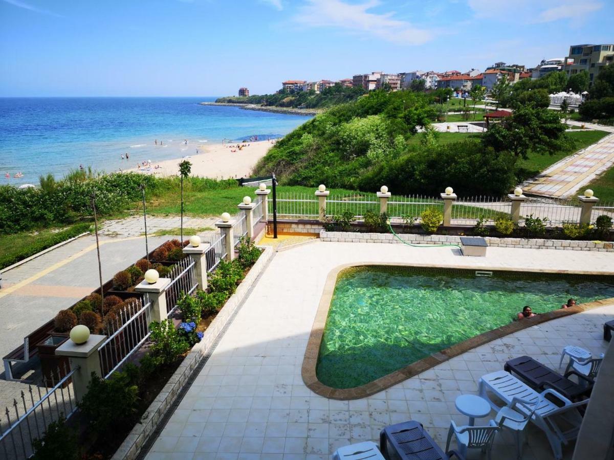 Albatros Private Studio Приморсько Екстер'єр фото